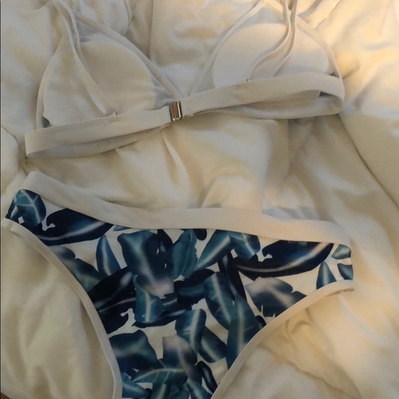 Never been worn. Bottoms are a bit high waisted - Picture 2 of 2